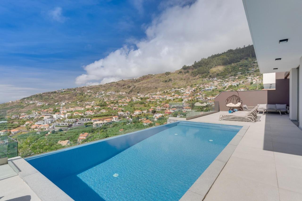 Luxury Villa Bianca By Holiday Rental Madeira Арко да Калйета Екстериор снимка